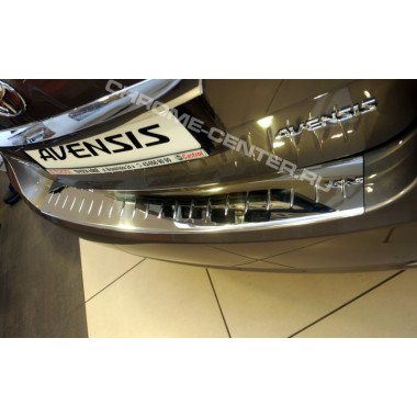 Накладка на задний бампер Toyota Avensis Variant (2009-2015) бренд – Croni главное фото